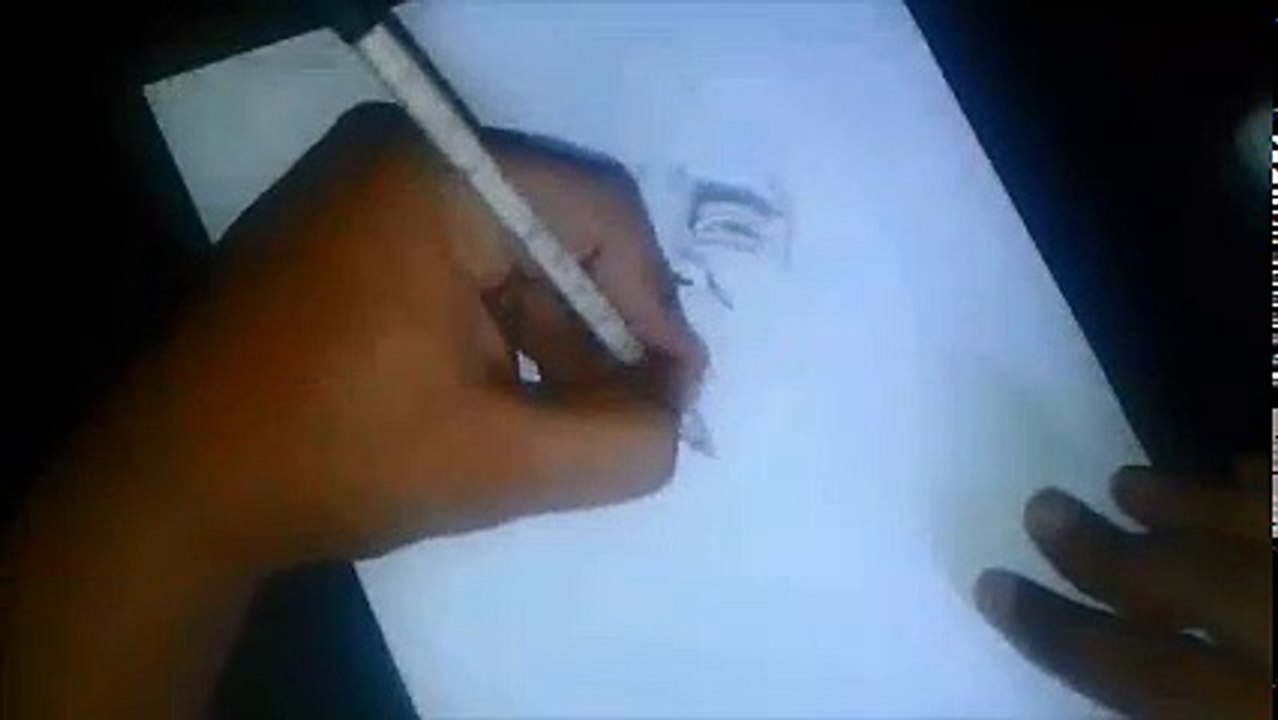 DESENHANDO BOB MARLEY
