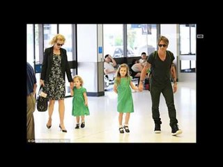 Entertainment News - Nicole K berlibur bersama keluarganya