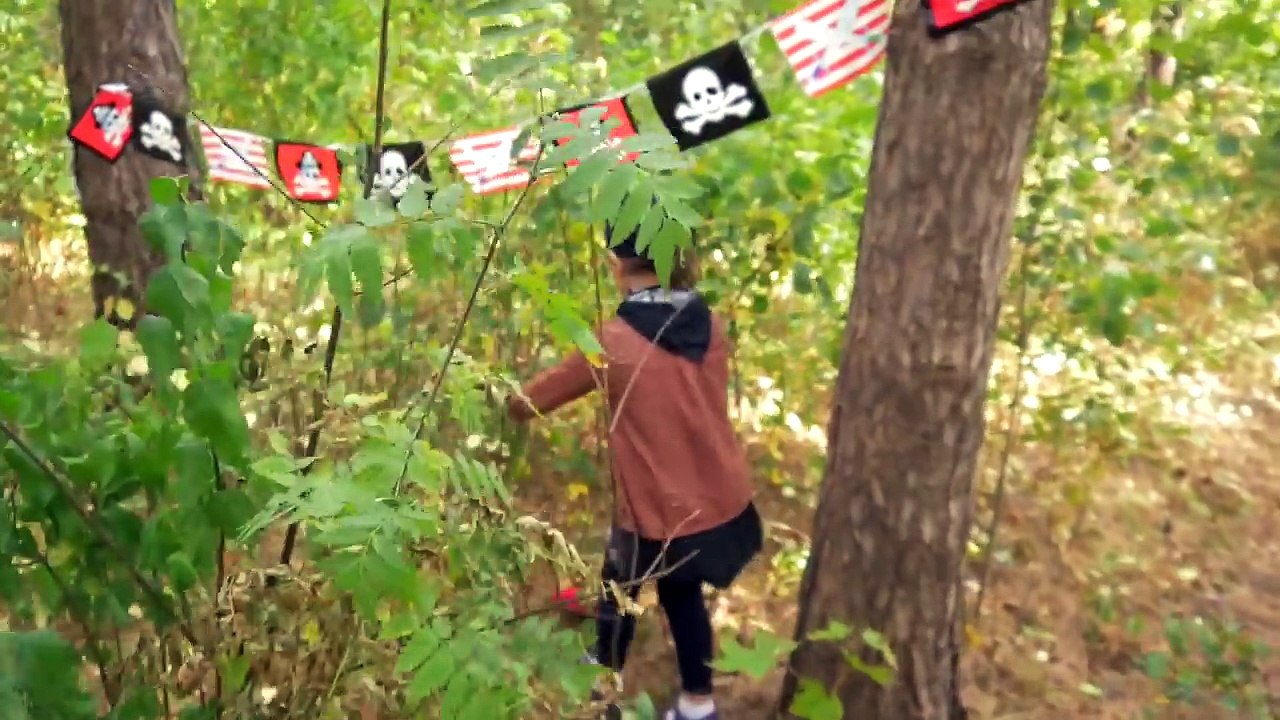 Pirate Treasure Hunt for Surprise Toys, Kinder eggs, MLP, Paw Patrol, Minions