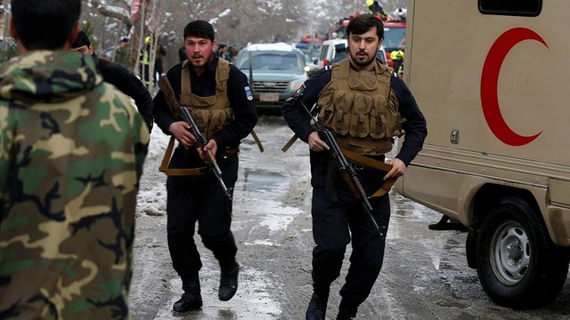 Suicide bomb 'kills 20' outside Afghan Supreme Court in Kabul