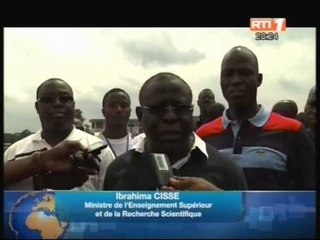 Le ministre de l'Enseignement supérieur Cissé B. sur le chantier de l'université d'Abobo Adjamé