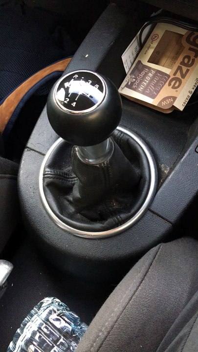 Audi A2 gear stick wobble
