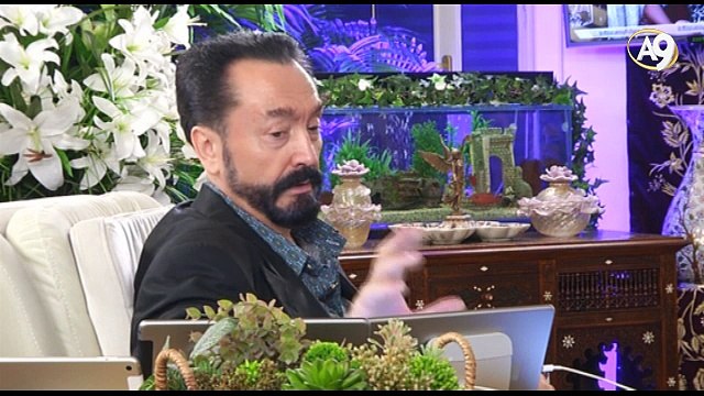 Münafığın Derin Karanlığı kitabının devamlı okunması münafığı çok sıkar