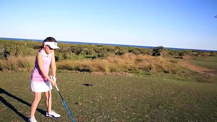 Kendi Çalışmasını Kaydeden Drone'u Golf Topu Ile Vuran 8 Yaşındaki Kız