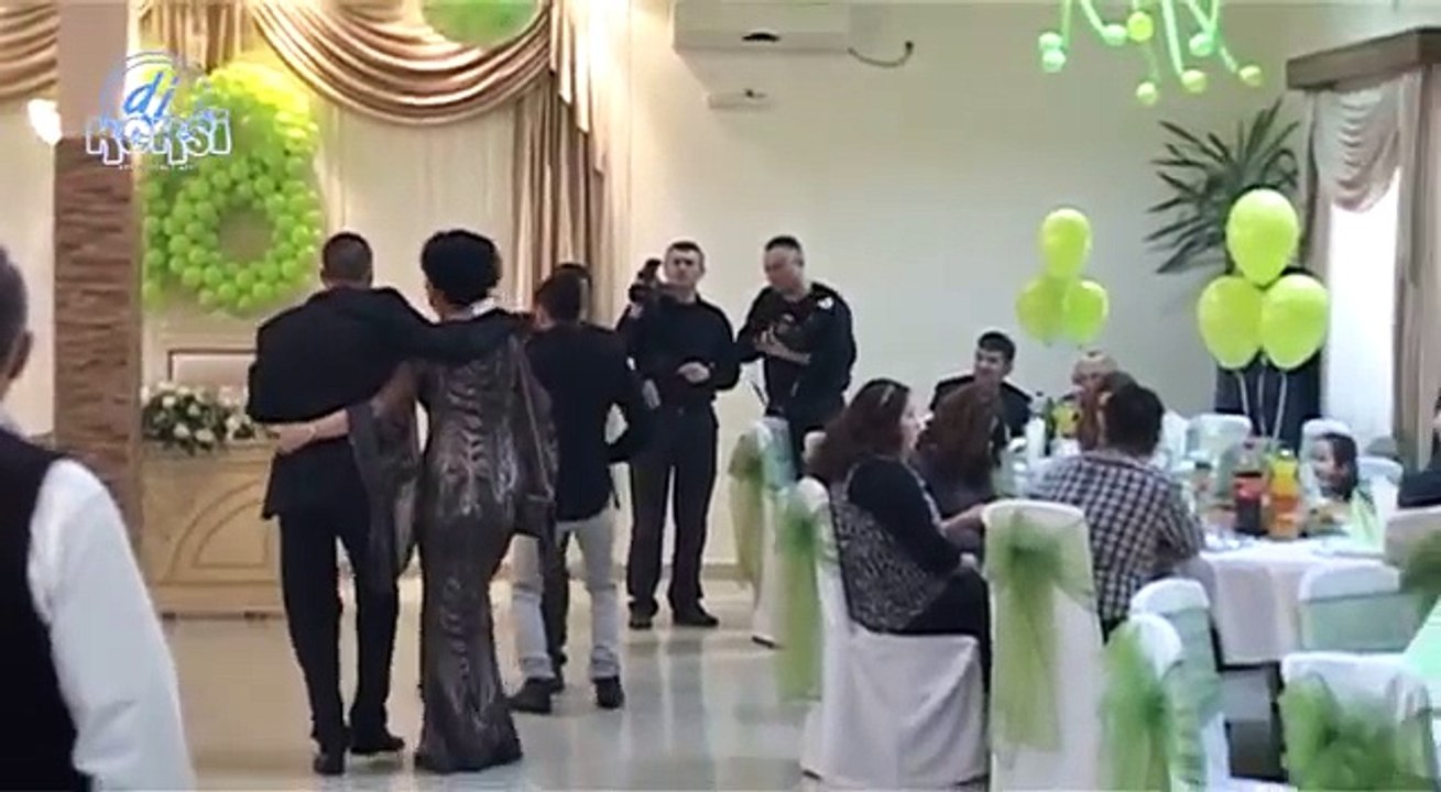 Orkestar SKORPIONI - Kolo Pocetak Veselja, Veselje Sapine 2014 NAJAVA!!! (Uzivo) - YouTube
