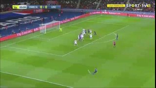 Edinson Cavani Goal vs Lille (1-0)