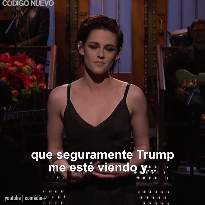 Kristen Stewart se burla de los mensajes de Trump en Saturday Night Live