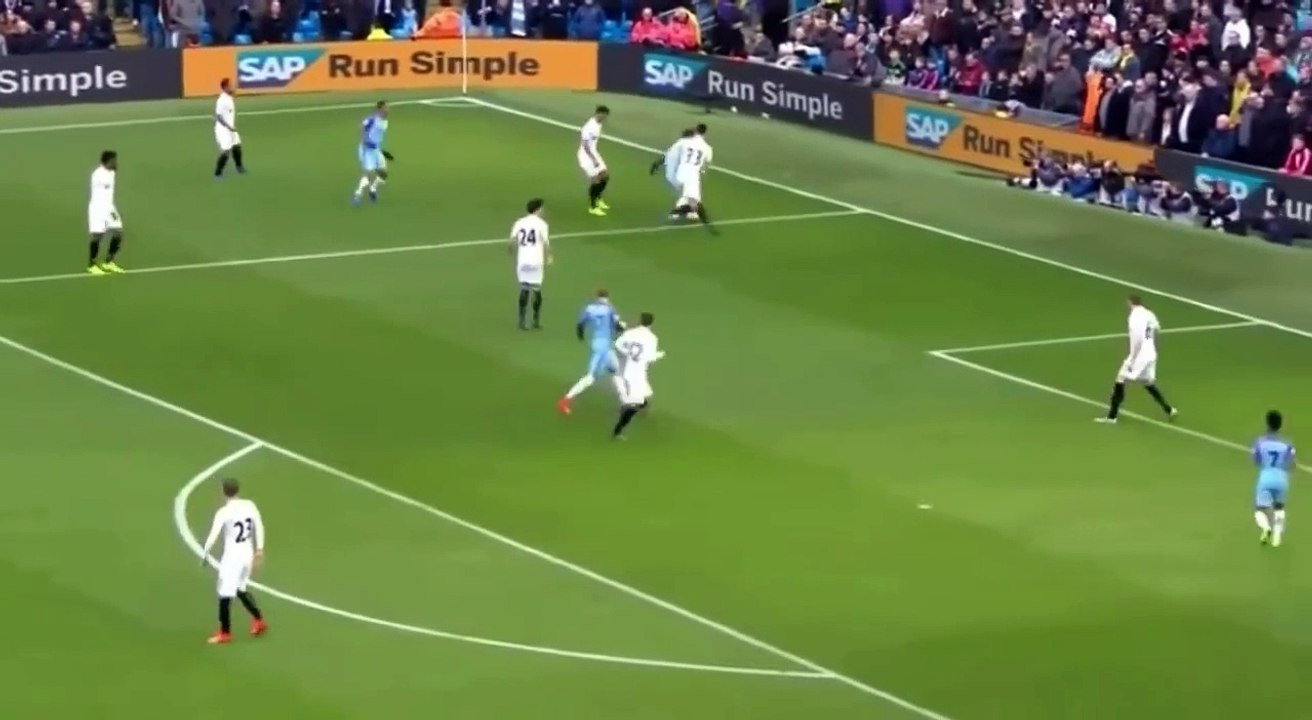 Gabriel Jesus faz o pequeno Braydon Bent enlouquecer na arquibancada