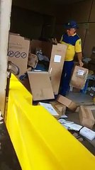 É assim que os Correios tratam a sua encomenda
