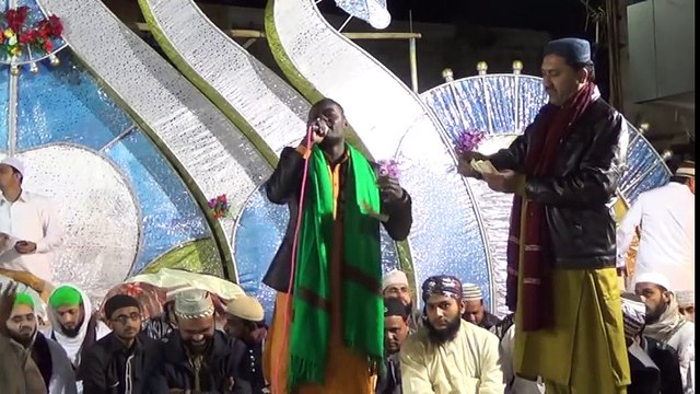 Tarap Raha Hoon Madine ki Hazri Ke liye, Beautiful Naat Sharif