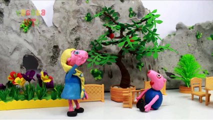 Spiderman & Frozen Elsa Mickey Mouse Clubhouse!w- Peppa Pig falls stopmotion! Superhero Fun IRL(1)
