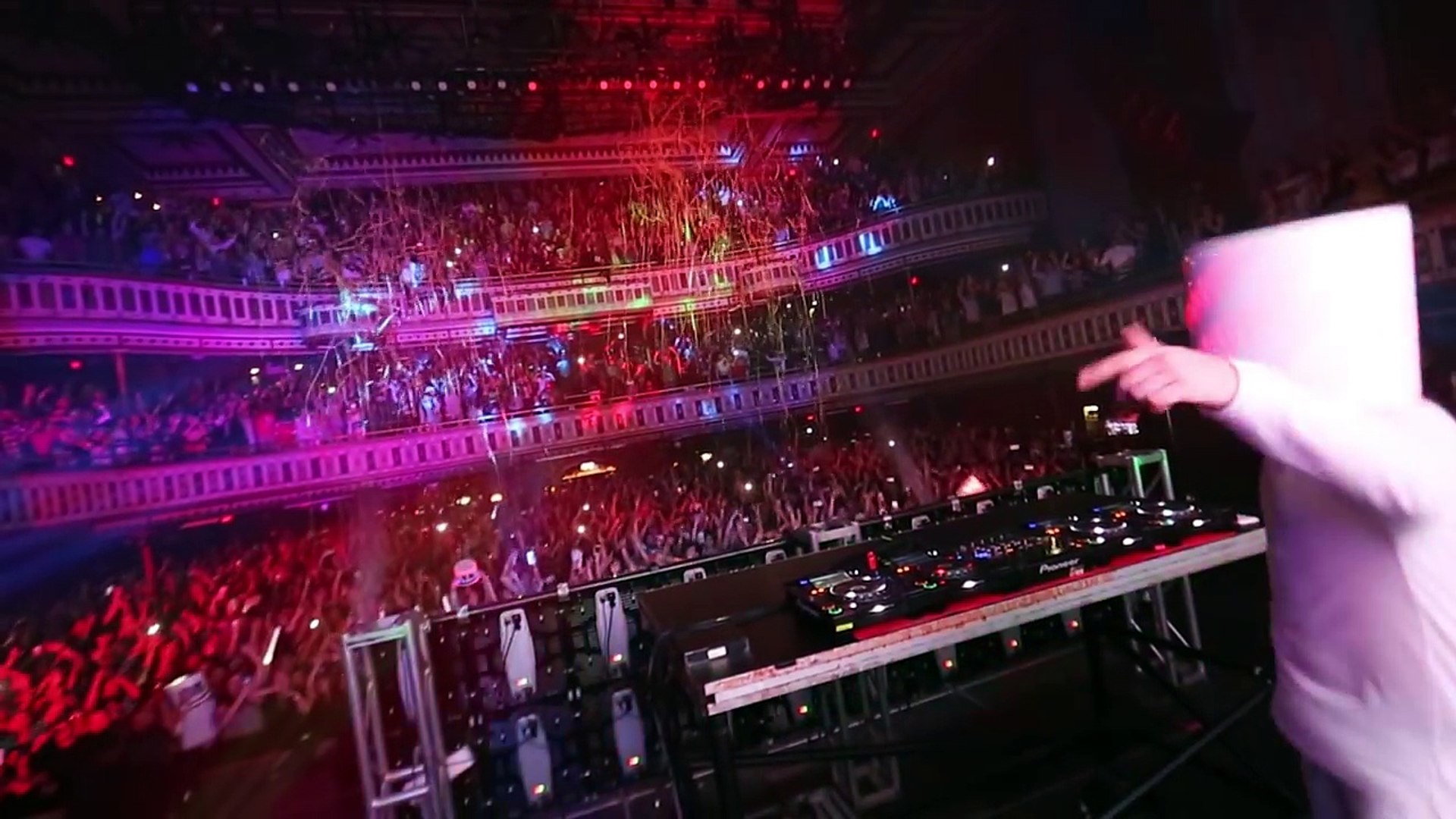 Marshmello at the Tabernacle in Atlanta w_ Special Guests Lil Yachty, Rich Homie Quan and BoB - YouT