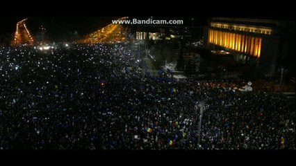 150.000 romanians chanting the national anthem. INCREDIBLE