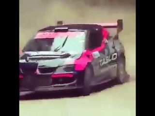 Mitsubishi EVO rally car Sounds 'Bang Bang'