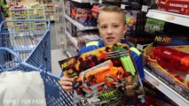KIDS TAKE OVER TOYS R US!!-kjDllQMYJIg