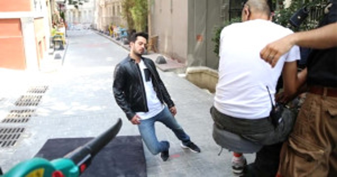 Murat Boz Acun ve Hadise'yi Etiketlediği  Instagram Paylaşımıyla Coşturdu