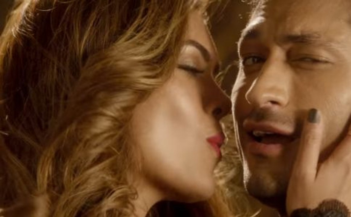 ---Commando 2- Hare Krishna Hare Ram - Vidyut Jammwal, Adah Sharma, Esha Gupta, Armaan Malik,Raftaar