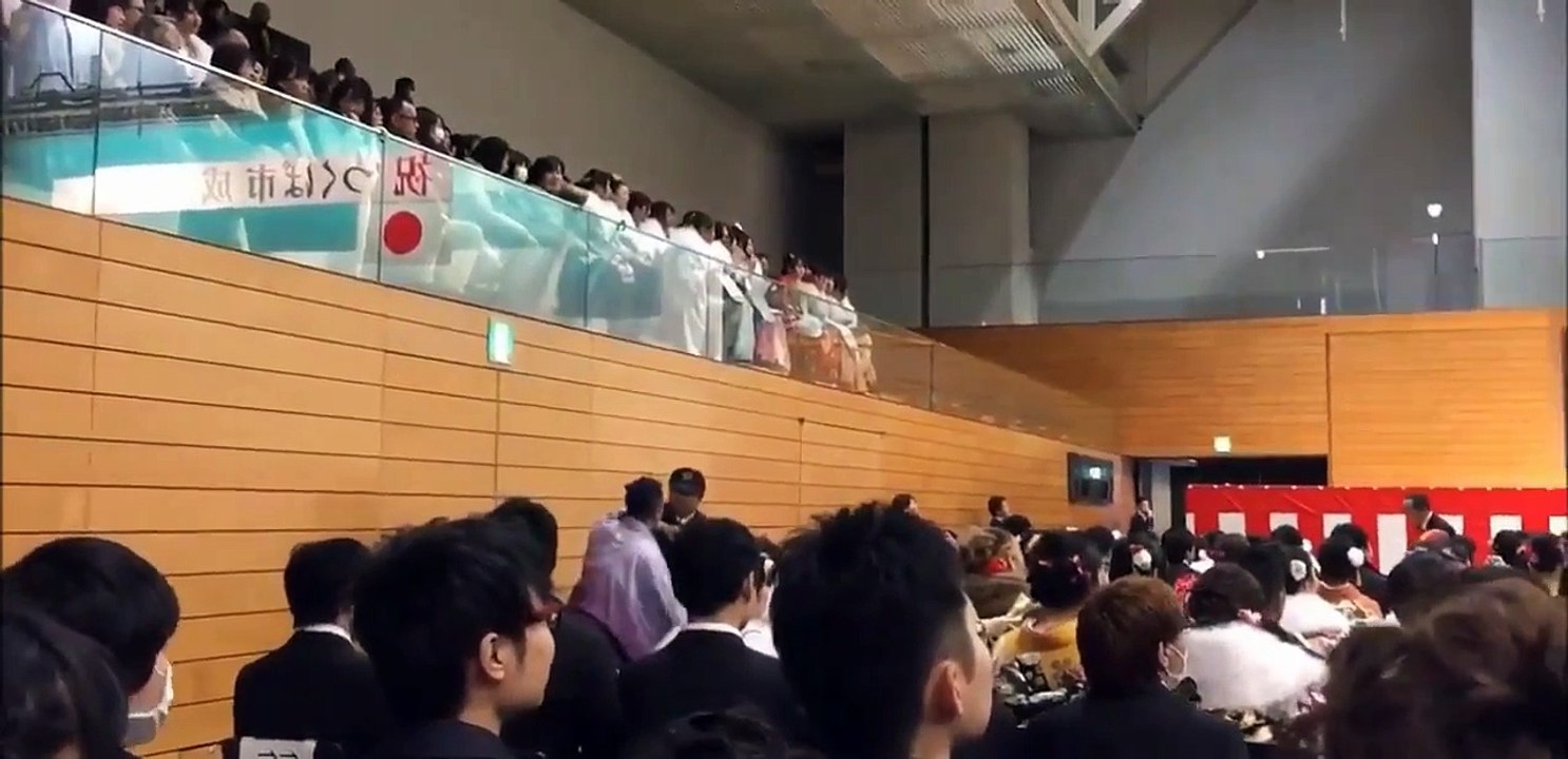 【茨城県つくば市】大乱闘で成人式一時中断【2017年年度】