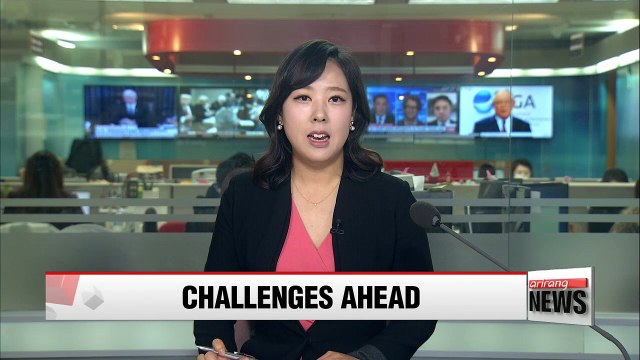 BOK chief says addressing trade uncertainties amid challenges in global trade is priority