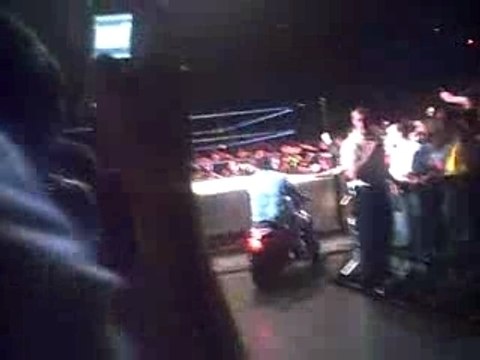 WWE SMACKDOWN LIVE TOUR BERCY ENTREE CHUCK PALUMBO