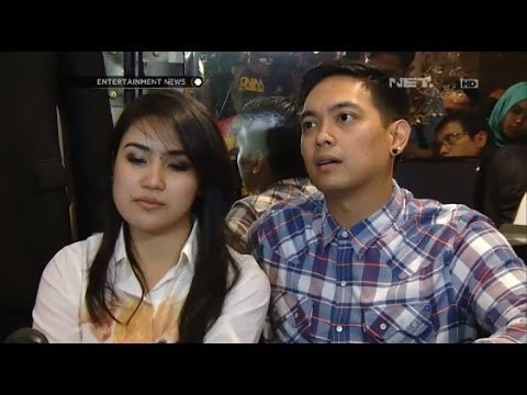 Donnie Ada Band fitting baju pengantin