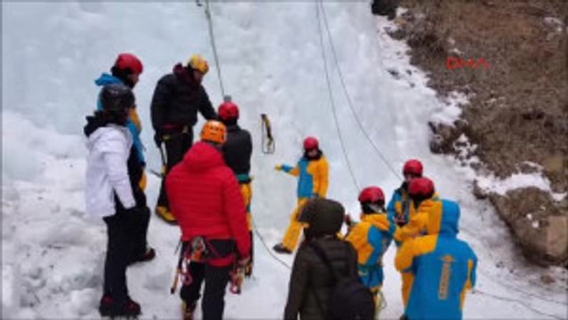 Kayseri Türkiye'nin Ilk Kadın Doğa Sporları Kulübü Amazonlar'ın Tüm Üyeleri Kadın