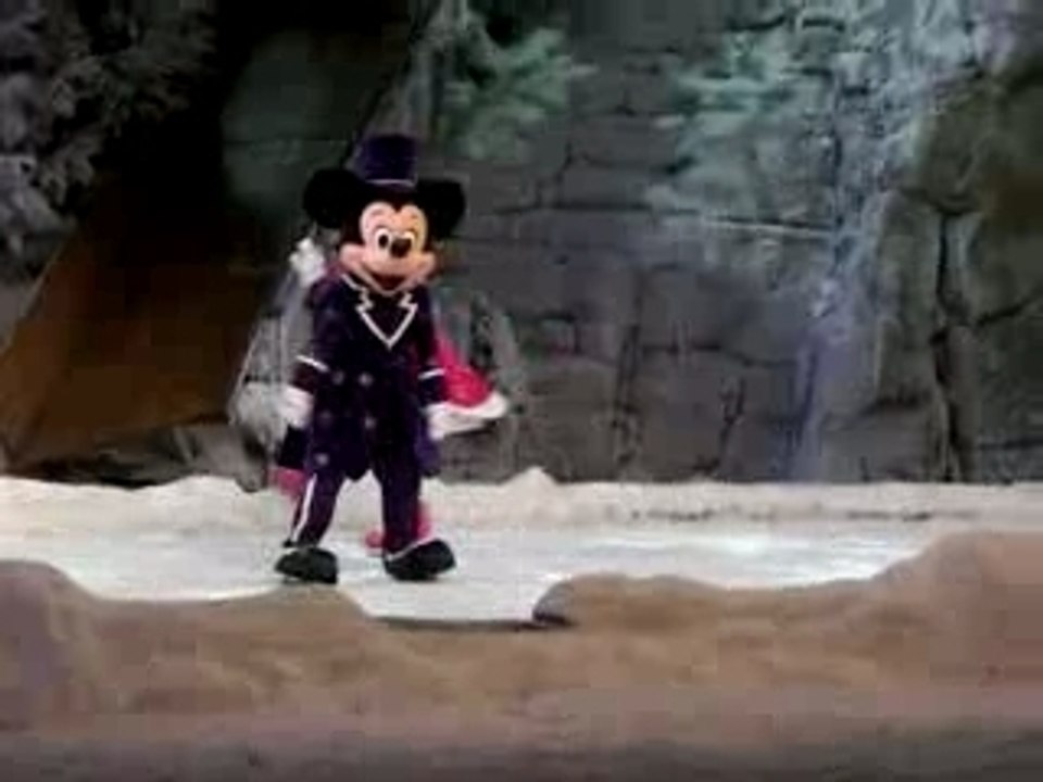 Mickey Winter Wonderland