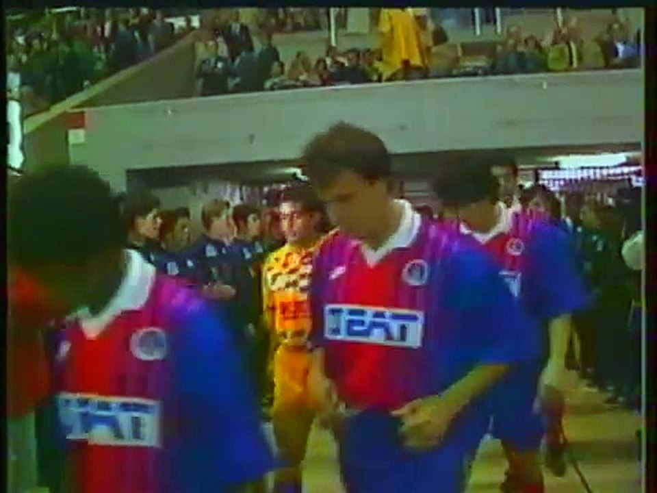 28.09.1993 - 1993-1994 UEFA Cup Winners' Cup 1st Round 2nd Leg Paris Saint-Germain 2-0 APOEL FC