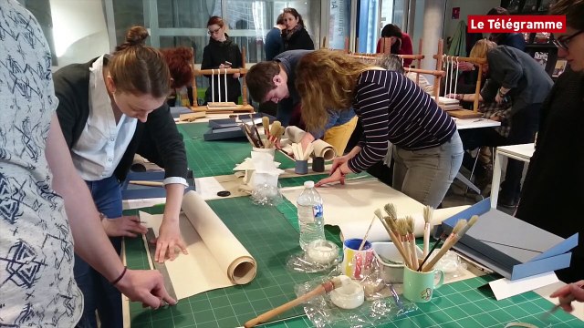 Quimper. Des étudiants des Beaux-Arts s'initient à la reliure