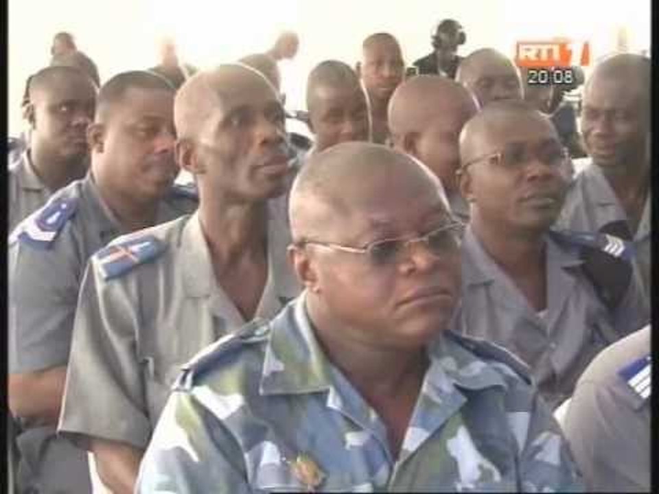 Remise de véhicules à la Police et à la Gendarmerie Nationale