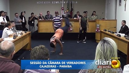 Grupo de dança se apresenta na Câmara de Cajazeiras-PB