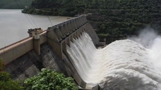 Emergency water discharge from the dam TOP 25 -=HD=-