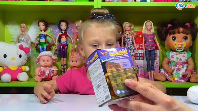 ✔ Минни Маус. Ярослава открывает Яйца с Сюрпризами. Видео для детей. Minnie Mouse Toys ✔