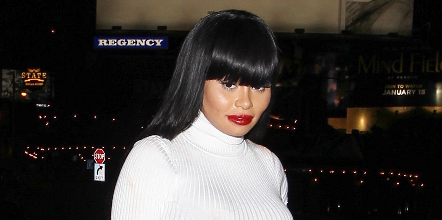 Blac Chyna Caught 'Cozying Up' To A Mystery Man!