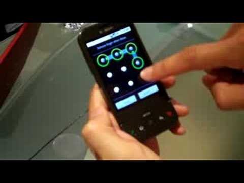 T-Mobile G1 Google Android phone - gesture unlocking