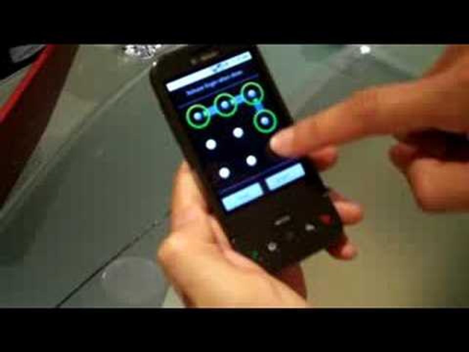 T-Mobile G1 Google Android phone - gesture unlocking