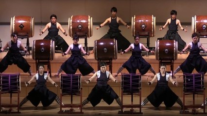Un concert de tambours japonais (Senzoku Gakuen)