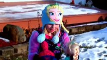 | DONDURULMUŞ Anna, nazar açar Dondurulmuş Elsa ve Örümcek Baby ortalama şakalar oynatır