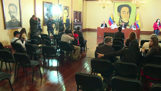 Ecuador “optimista” por diálogos de paz entre Colombia y el ELN