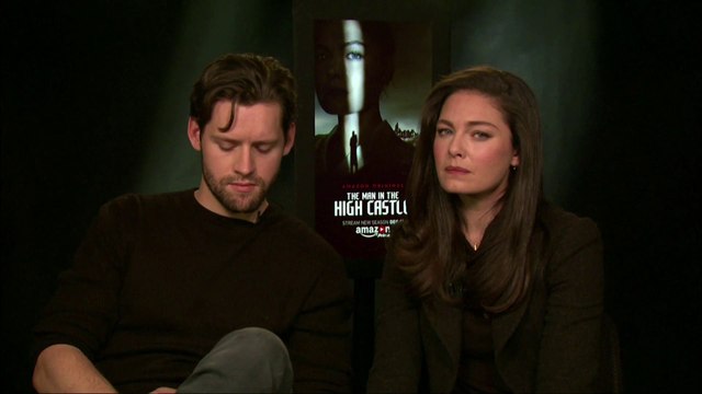 Luke Kleintank & Alexa Davalos - The Man In The High Castle [Amazon-S2]