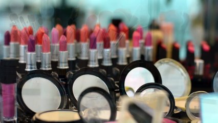 TRỞ THÀNH “ PHÙ THỦY” TRANG ĐIỂM chỉ sau 3 tháng