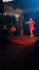 Joyveliz D Emerald show dorado