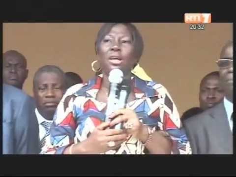Le ministre de l'éducation nationale Kandia Camara encourage les futurs enseignants