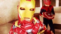 Superhero IRON MAN VS SPIDERMAN Nerf War Battle Fight CAPTAIN AMERICA Shield Parody Fun