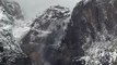 Quand les chutes d'eau du parc Yosemite coulent à l'horizontale