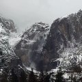 Quand les chutes d'eau du parc Yosemite coulent à l'horizontale