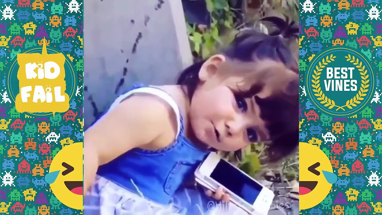 TRY NOT TO LAUGH or GRIN   Funny Kids Fails Compilation #3-7tRr9iqJl7o