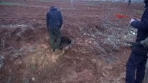 Gaziantep' Te Polis, Deaş' Lı 4 Teröristi 150 Kilo Patlayıcı ve Çok Sayıda Mühimmatla Gözaltına Aldı