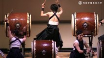 Un concert de tambours japonais (Senzoku Gakuen)