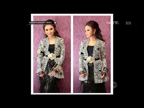 Koleksi baju panggung Rossa